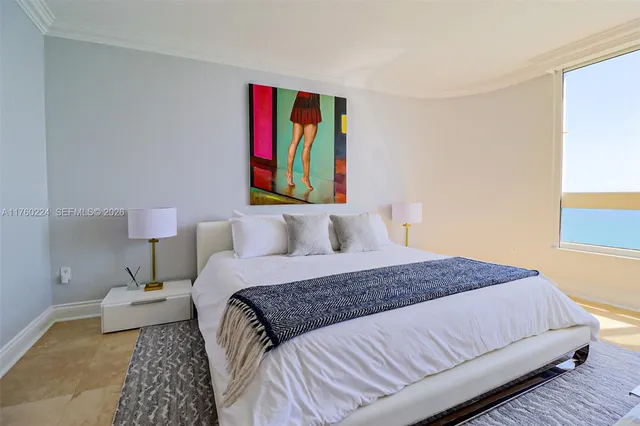 $10,000 | 6365 Collins Avenue, Unit 1903, Miami Beach, FL 33141