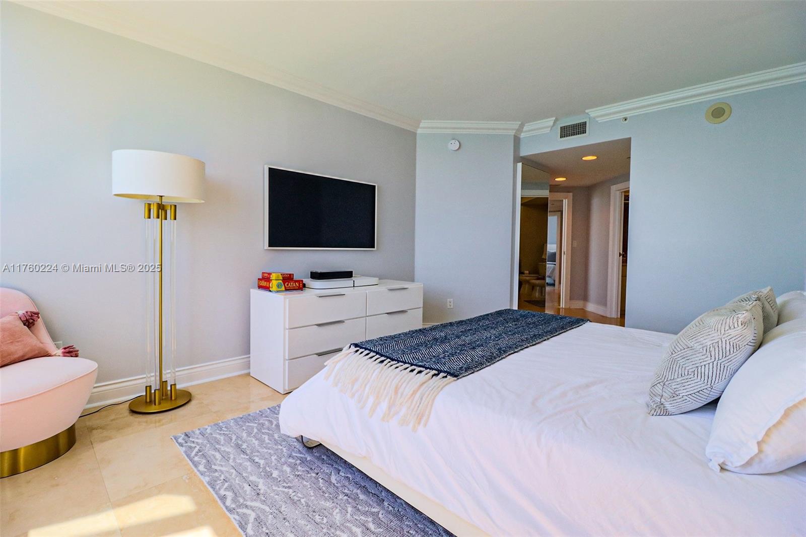 6365 Collins Avenue, Unit 1903 Miami Beach, FL 33141 - Photo 68 of 88