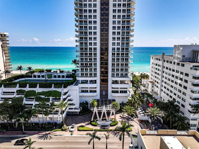 $10,000 | 6365 Collins Avenue, Unit 1903, Miami Beach, FL 33141