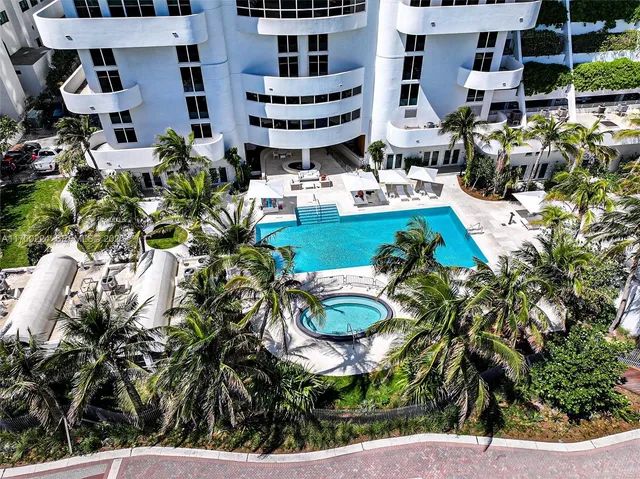 $10,000 | 6365 Collins Avenue, Unit 1903, Miami Beach, FL 33141
