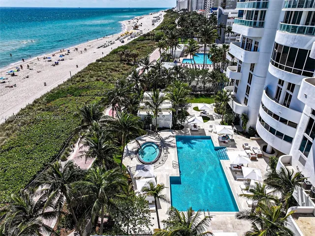 $10,000 | 6365 Collins Avenue, Unit 1903, Miami Beach, FL 33141