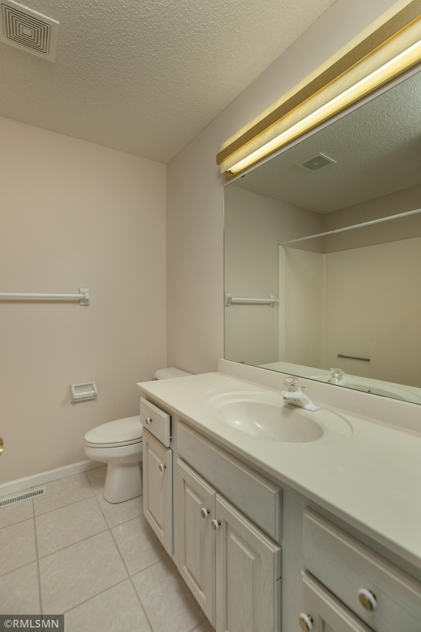 1951 Waterford Place Southwest Rochester, MN 55902 - Photo 23 of 27 Gallery Image 23