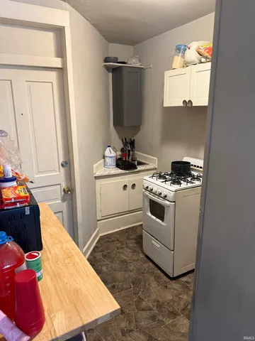 $330,000 | 1027 Lake Avenue, Fort Wayne, IN 46805