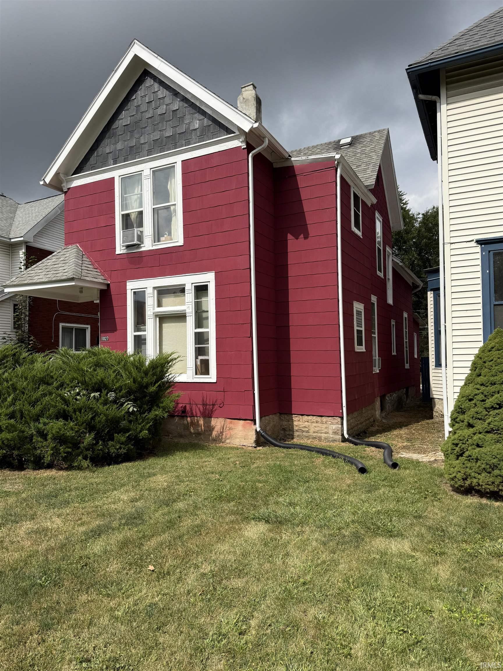 1027 Lake Avenue Fort Wayne, IN 46805 - Photo 2 of 36