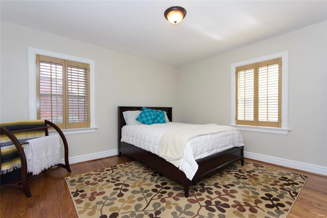 8060 Audrain Drive St. Louis, MO 63121 - Photo 15 of 29