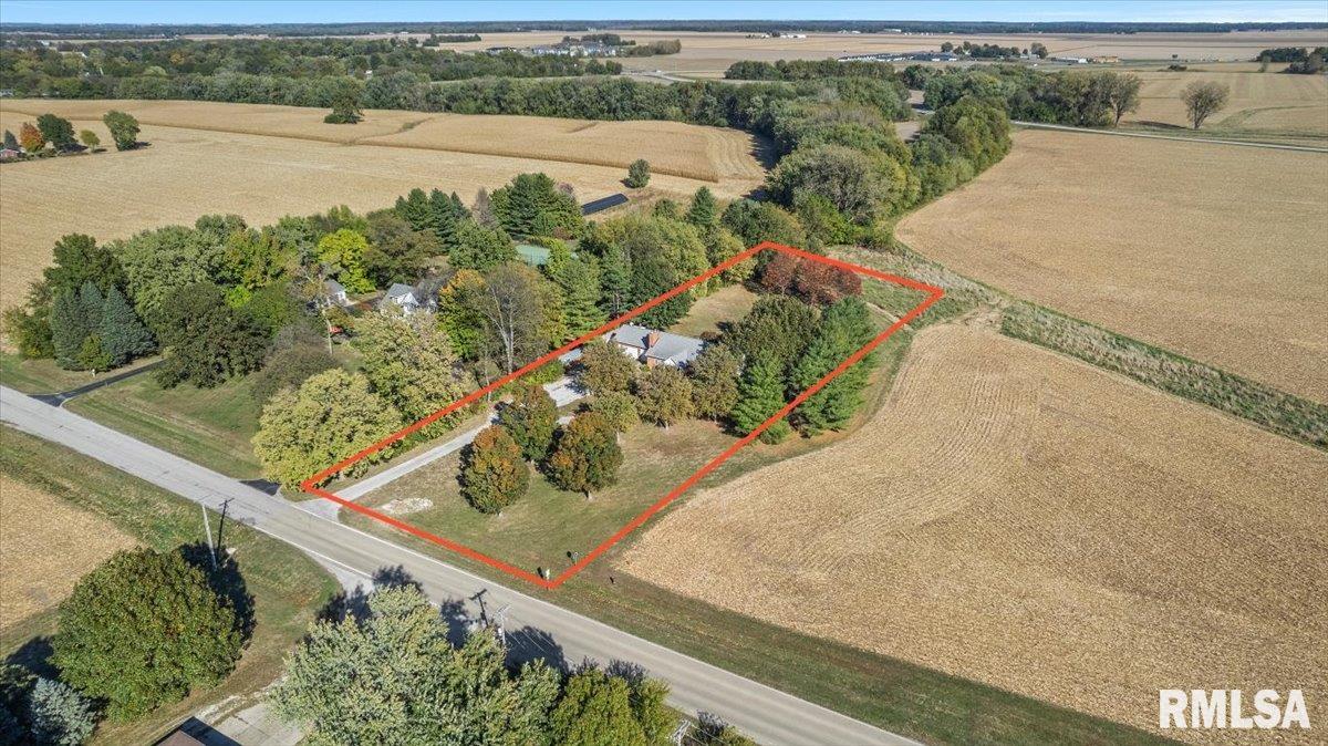 800 South Walnut Street Rochester, IL 62563 - Photo 8 of 11