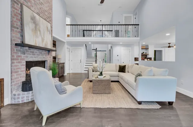 $1,150,000 | 123 Pelzer Drive, Summerville, SC 29485