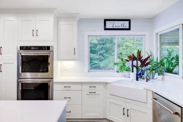 $1,150,000 | 123 Pelzer Drive, Summerville, SC 29485