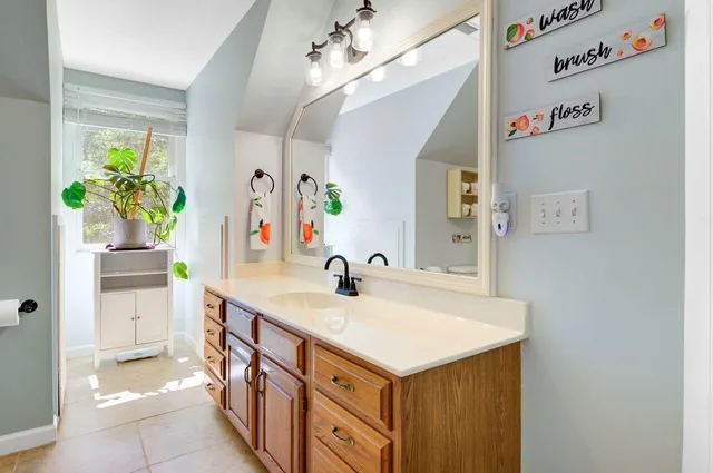 $1,150,000 | 123 Pelzer Drive, Summerville, SC 29485