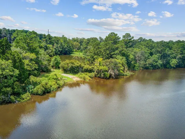 $1,150,000 | 123 Pelzer Drive, Summerville, SC 29485
