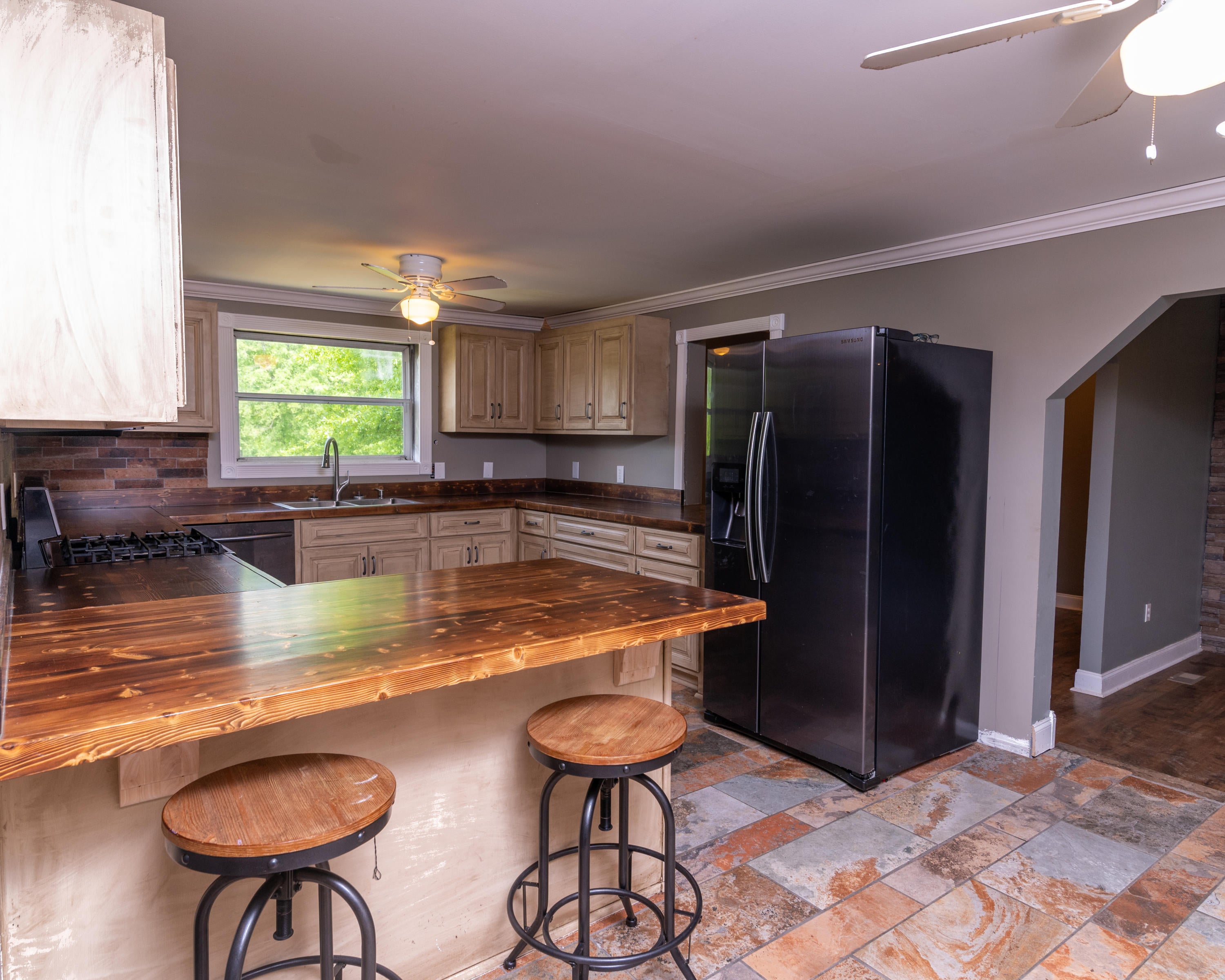 1830 Wells Loop Jasper, AL 35503 - Photo 7 of 25 Gallery Image 7