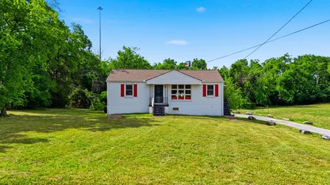 $349,900 | 368 Oakview Drive, Nashville, TN 37207