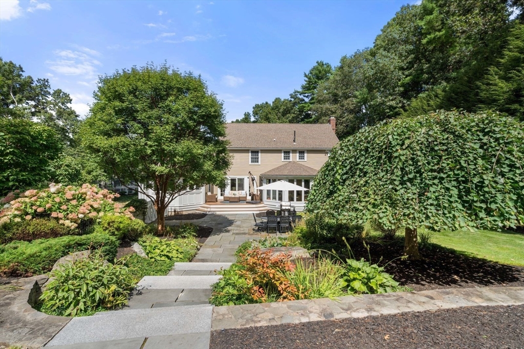 8 Colonial Road Dover, MA 02030 - Photo 34 of 40 Gallery Image 34