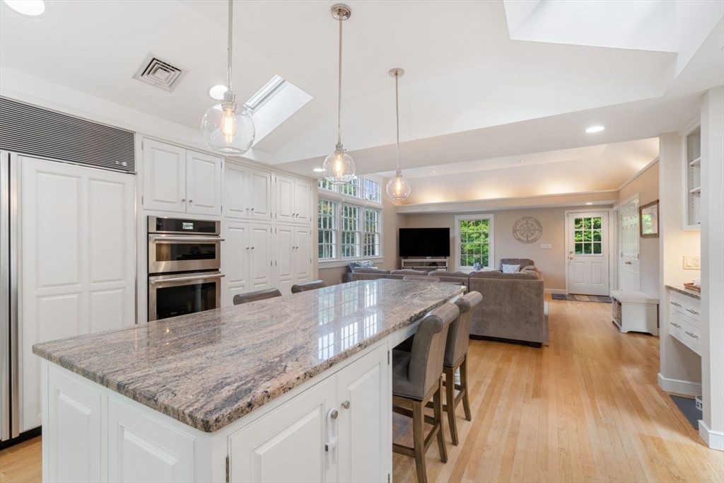 8 Colonial Road Dover, MA 02030 - Photo 8 of 40 Gallery Image 8