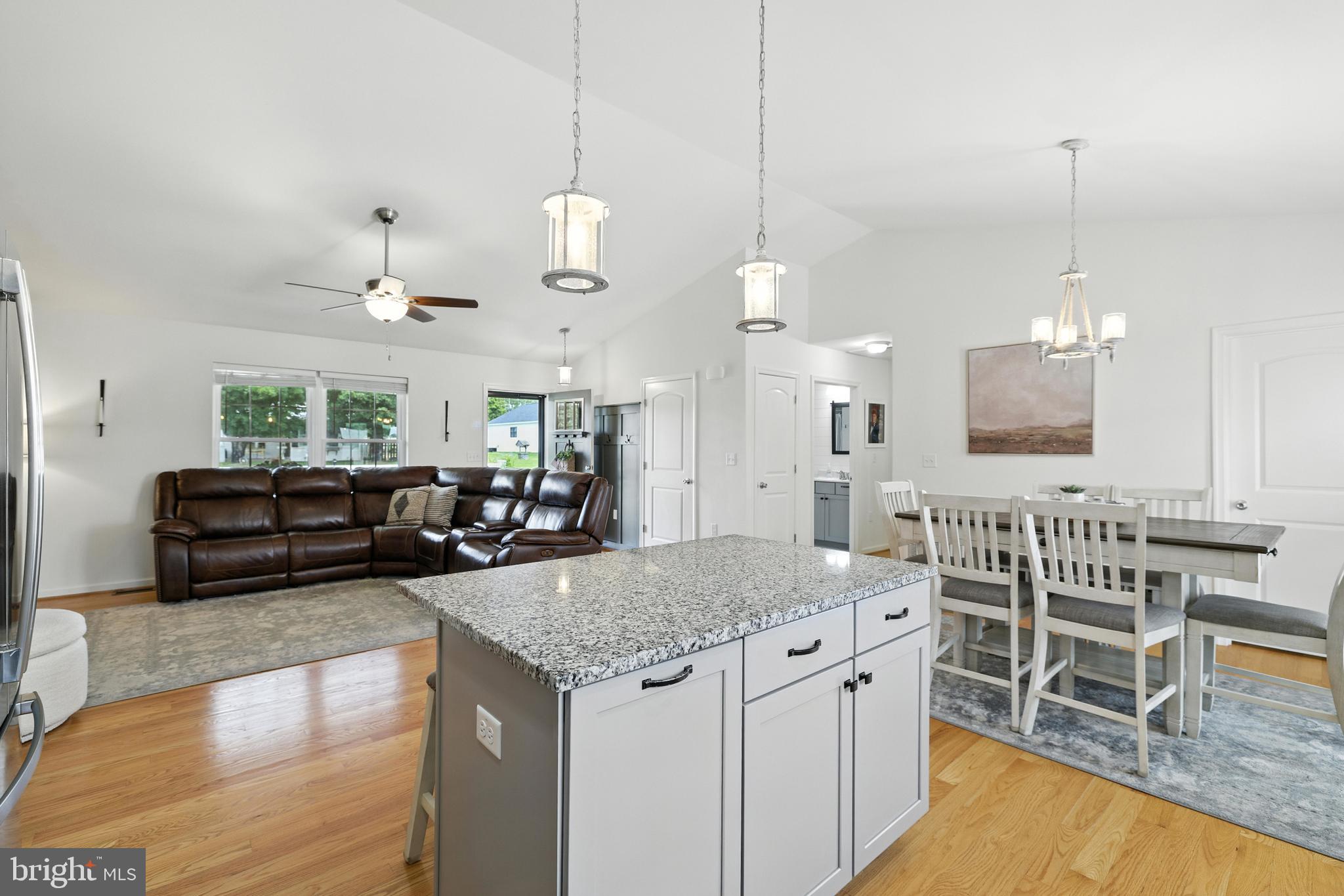 250 Fairview Road Luray, VA 22835 - Photo 10 of 86 Gallery Image 10