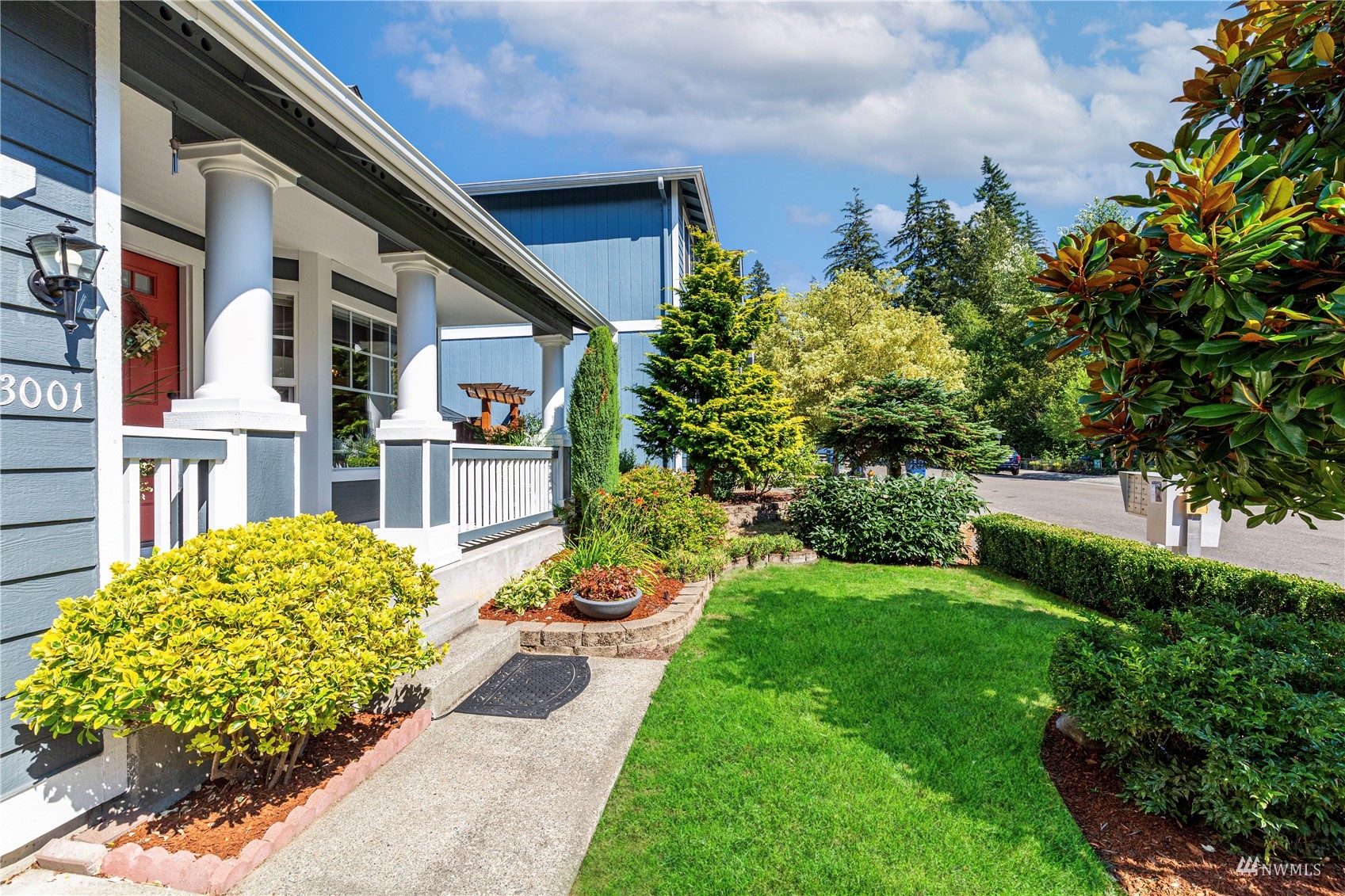 3001 188th Place Southeast Bothell, WA 98012 - Photo 3 of 28 Gallery Image 3
