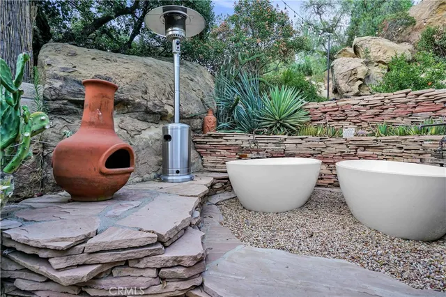 $7,000 | 110 Box Canyon Road, Canoga Park, CA 91304