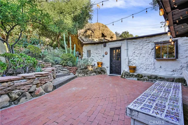 $7,000 | 110 Box Canyon Road, Canoga Park, CA 91304