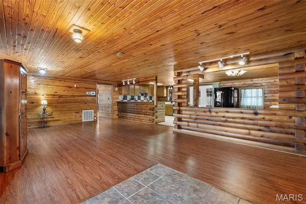 $499,000 | 211 Whispering Hills Lane, Wappapello, MO 63966