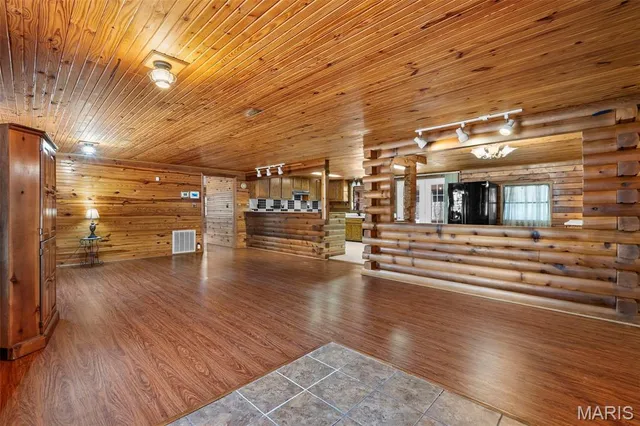 $559,000 | 211 Whispering Hills Lane, Wappapello, MO 63966