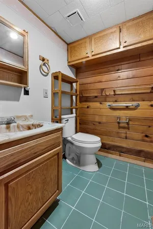 $499,000 | 211 Whispering Hills Lane, Wappapello, MO 63966