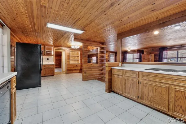 $499,000 | 211 Whispering Hills Lane, Wappapello, MO 63966