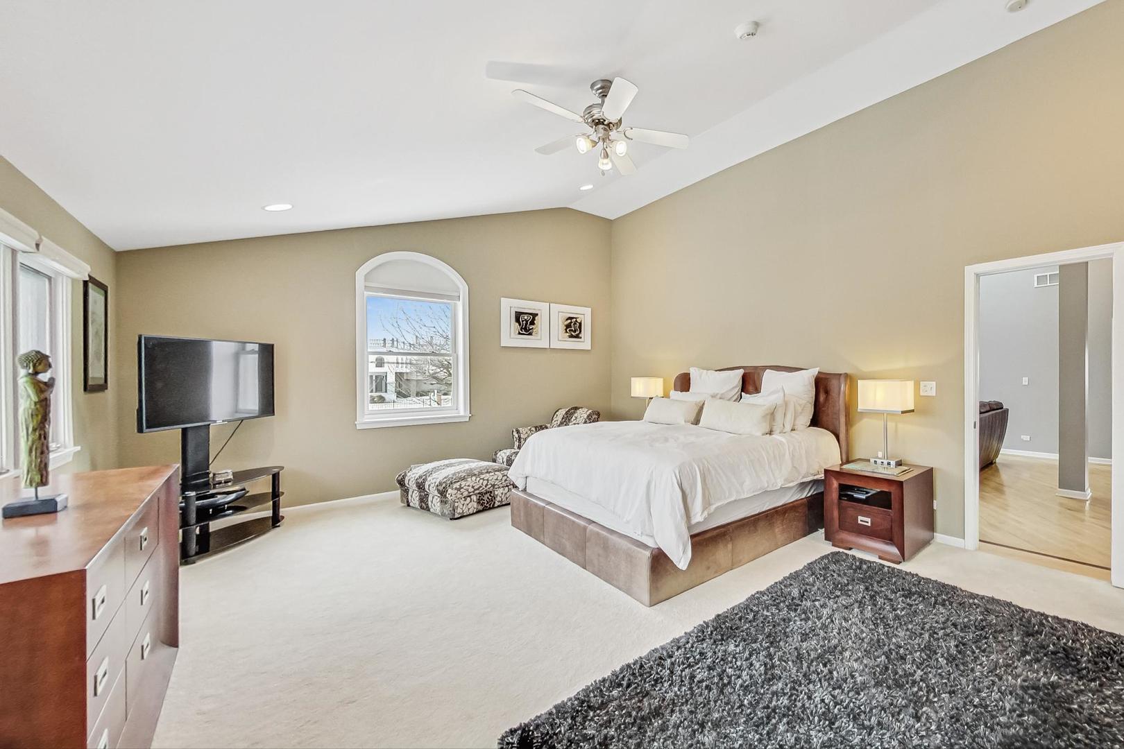 27 Rienzi Lane Highwood, IL 60040 - Photo 20 of 38 Gallery Image 20