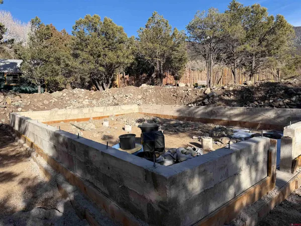 a view of snow on the background