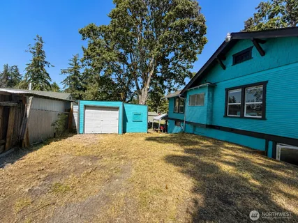 $599,900 | 8601-8603 Maple Street Southwest, Lakewood, WA 98498