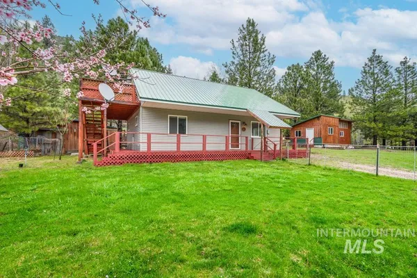 $349,900 | 15 Sellman Drive, Lowman, ID 83637