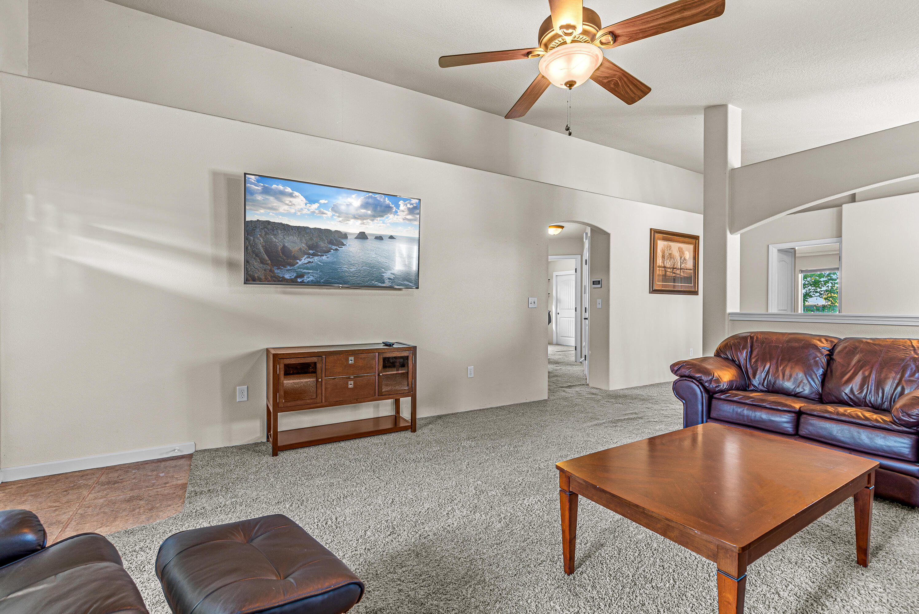7455 Division Road White City, OR 97503 - Photo 16 of 32 9R9A6108