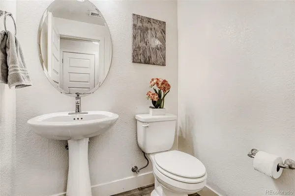 $478,900 | 19562 East Sunset Circle, Centennial, CO 80015
