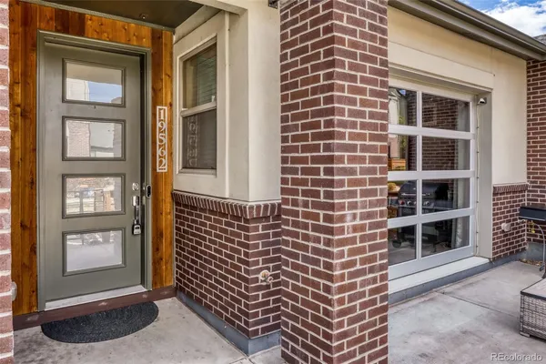 $478,900 | 19562 East Sunset Circle, Centennial, CO 80015