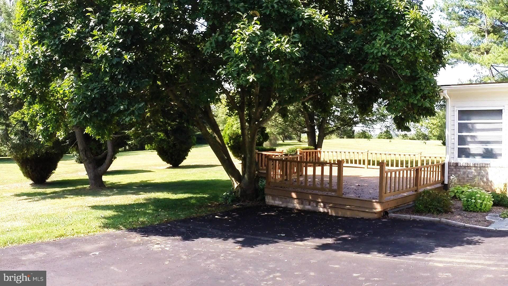 346 Lone Oak Road Ranson, WV 25438 - Photo 4 of 18 Deck