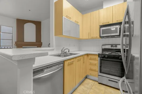 $415,000 | 7037 La Tijera Boulevard, Unit C102, Los Angeles, CA 90045