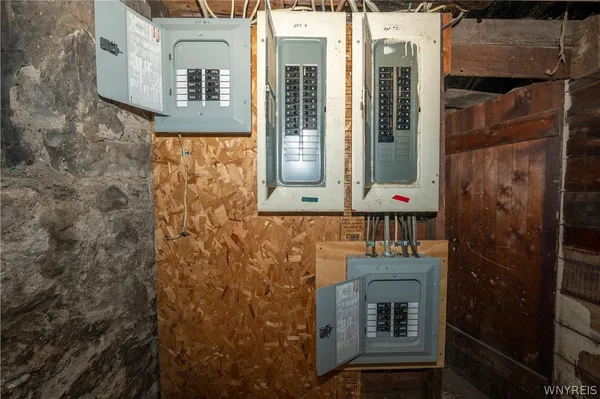 $235,000 | 1158 Ontario Avenue, Niagara Falls, NY 14305