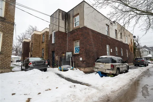 $235,000 | 1158 Ontario Avenue, Niagara Falls, NY 14305