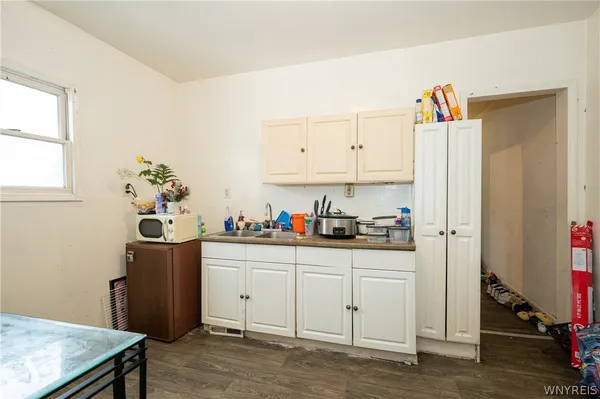 $235,000 | 1158 Ontario Avenue, Niagara Falls, NY 14305