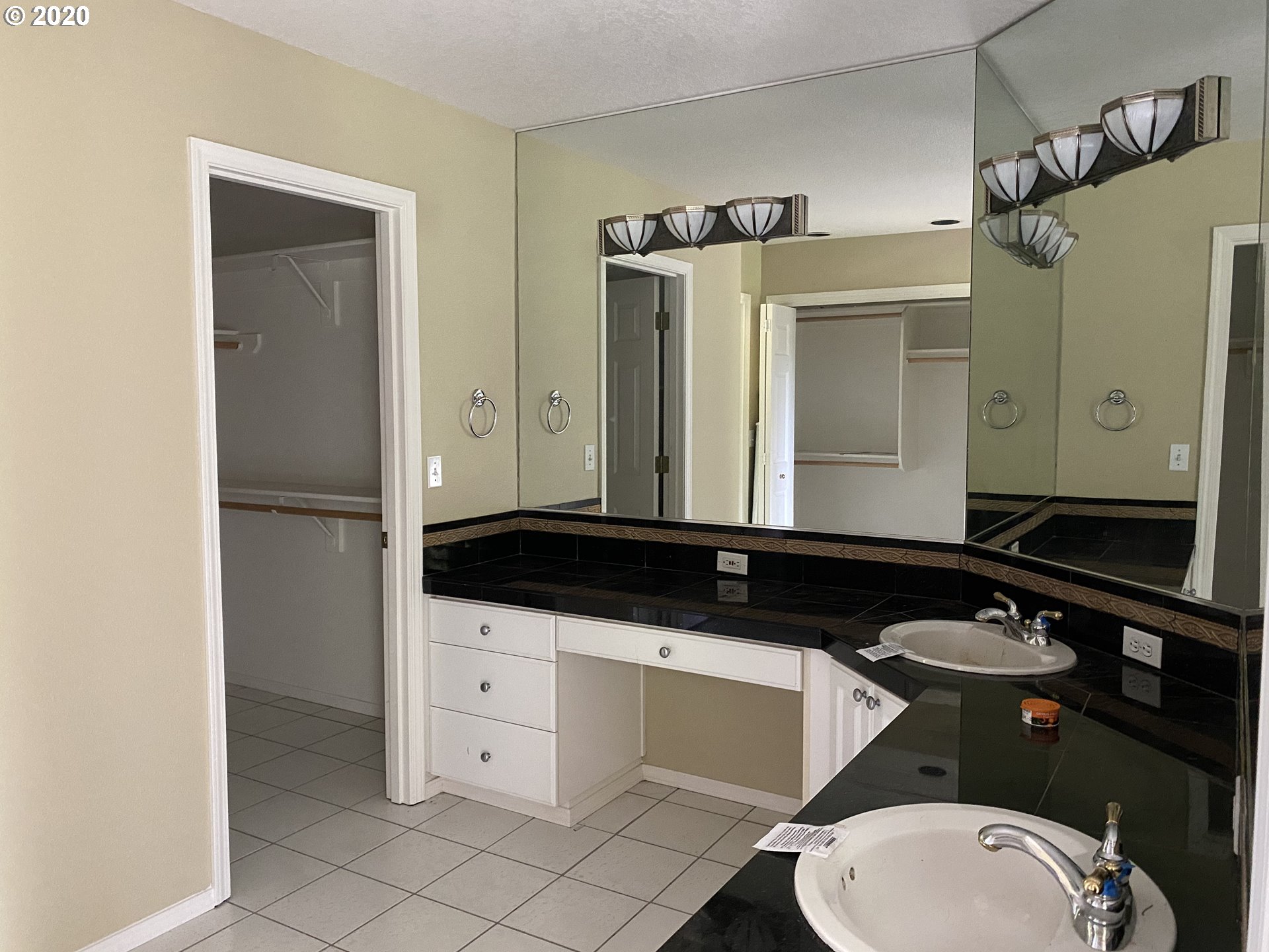 18478 South Walker Road Oregon City, OR 97045 - Photo 14 of 22 Gallery Image 14