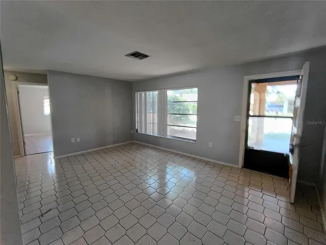 $204,900 | 7338 Foxbloom Drive, Port Richey, FL 34668