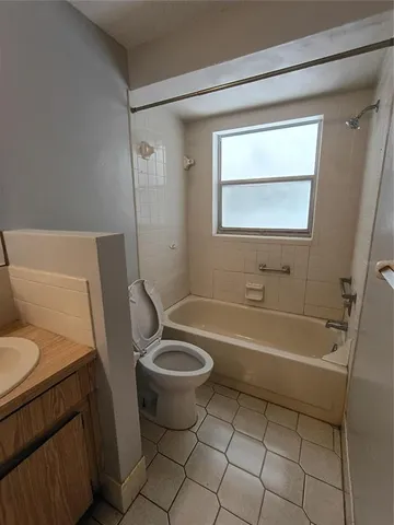 $204,900 | 7338 Foxbloom Drive, Port Richey, FL 34668