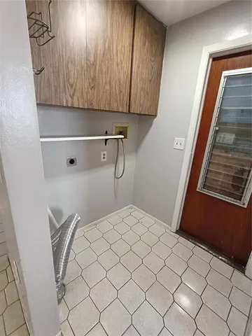 $204,900 | 7338 Foxbloom Drive, Port Richey, FL 34668