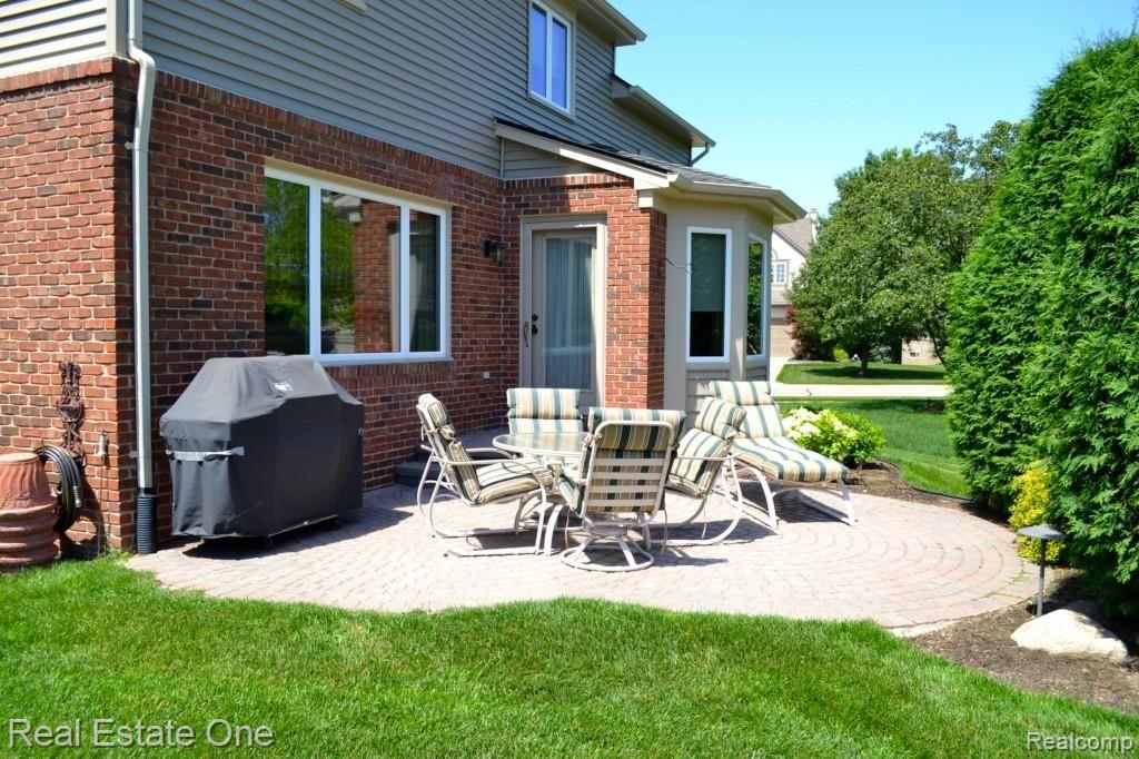 3619 Briarbrooke Lane Rochester, MI 48306 - Photo 23 of 27 064.jpg