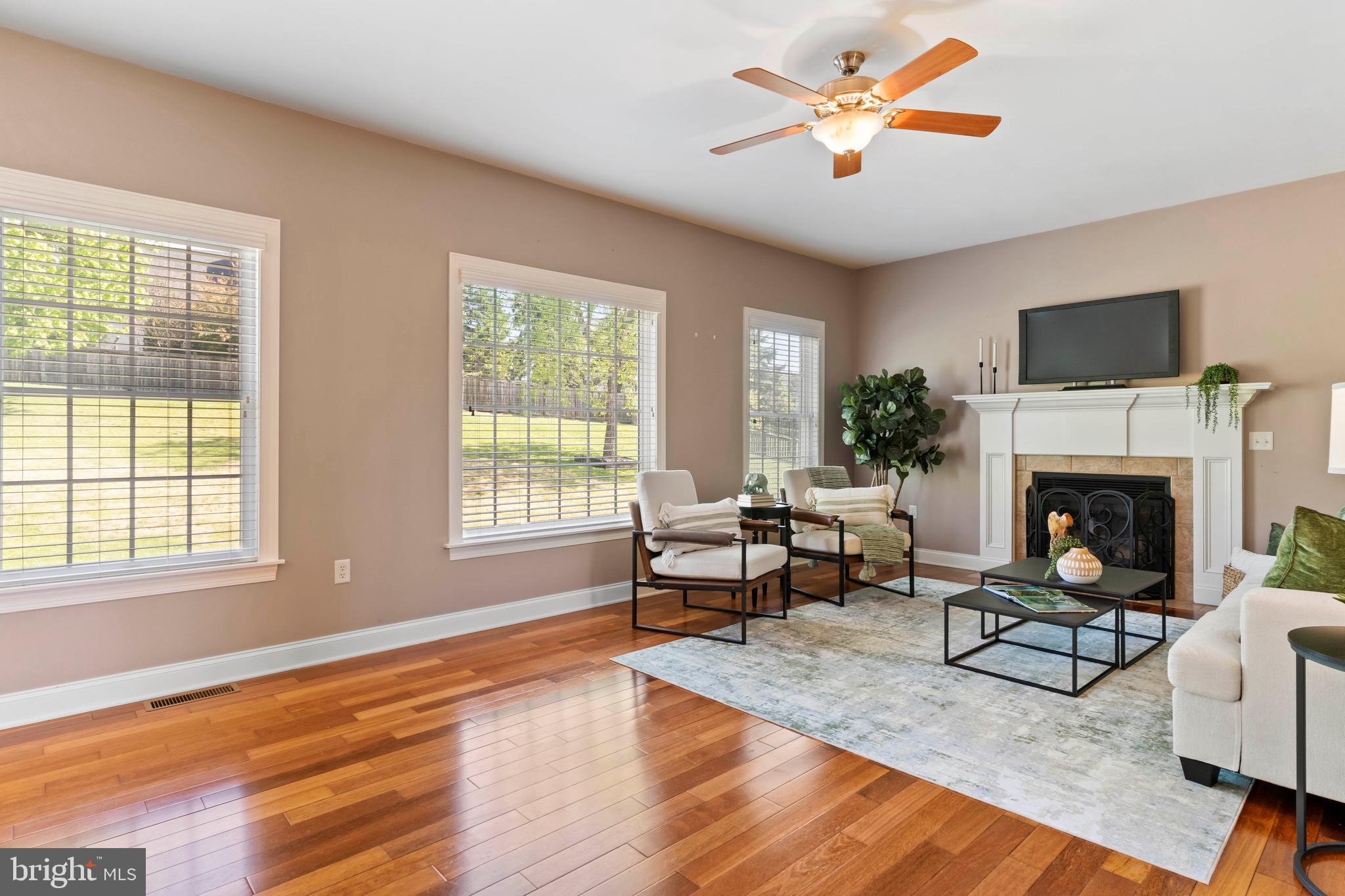 8 Bayberry Road Carlisle, PA 17013 - Photo 3 of 47