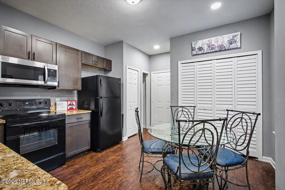 7862 Melvin Road Jacksonville, FL 32210 - Photo 12 of 29 14-CFREM_7862_Melvin_Rd_Jacksonville_FL-