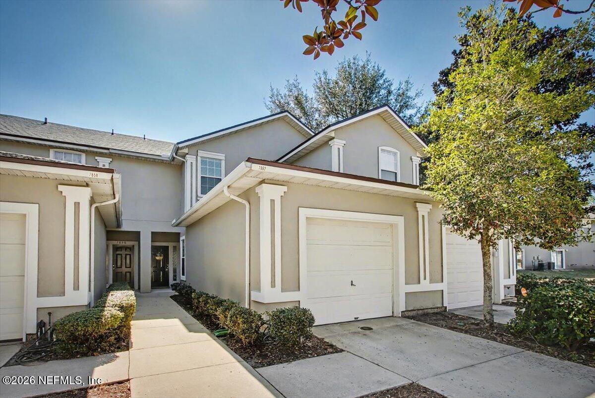 7862 Melvin Road Jacksonville, FL 32210 - Photo 2 of 29 01-CFREM_7862_Melvin_Rd_Jacksonville_FL-