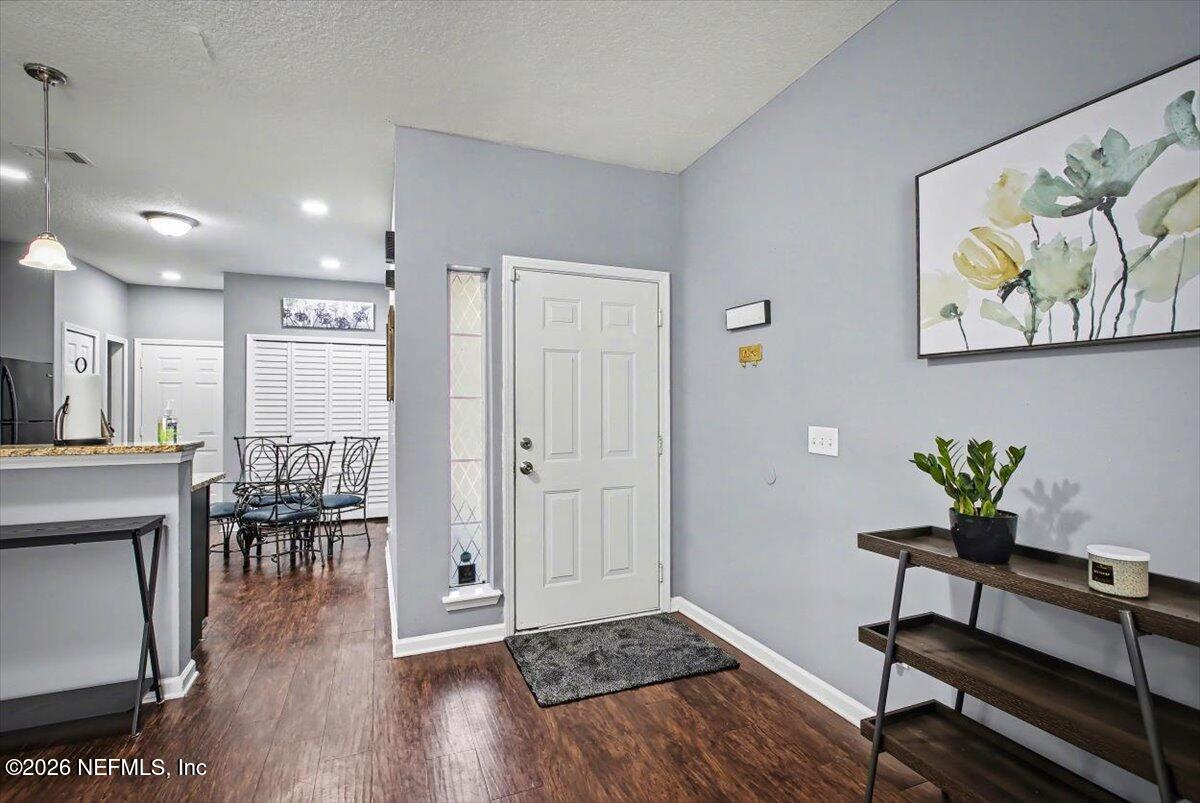 7862 Melvin Road Jacksonville, FL 32210 - Photo 5 of 29 07-CFREM_7862_Melvin_Rd_Jacksonville_FL-