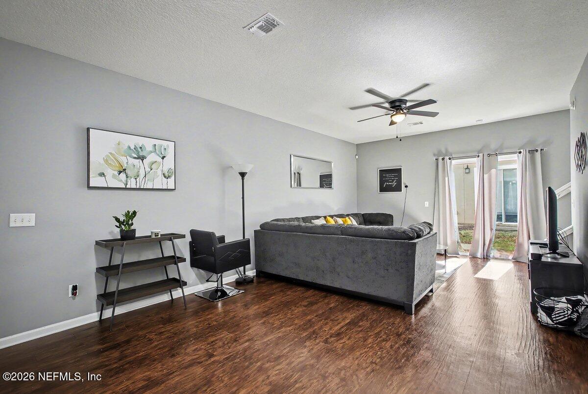 7862 Melvin Road Jacksonville, FL 32210 - Photo 7 of 29 CFREM_7862_Melvin_Rd_Jacksonville_FL-9-P