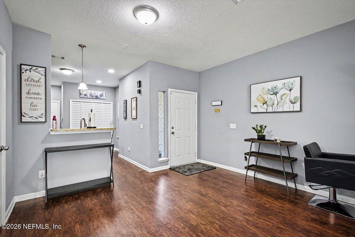 7862 Melvin Road Jacksonville, FL 32210 - Photo 8 of 29 10-CFREM_7862_Melvin_Rd_Jacksonville_FL-