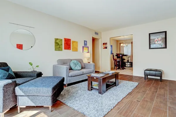 $1,650 | 4040 San Felipe Street, Unit 109, Houston, TX 77027